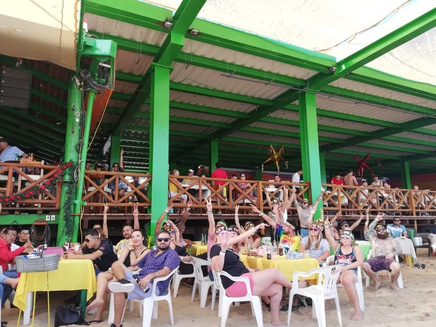 Mango Deck Cabo